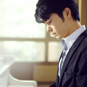 校花夹震蛋上课爽死h女女
